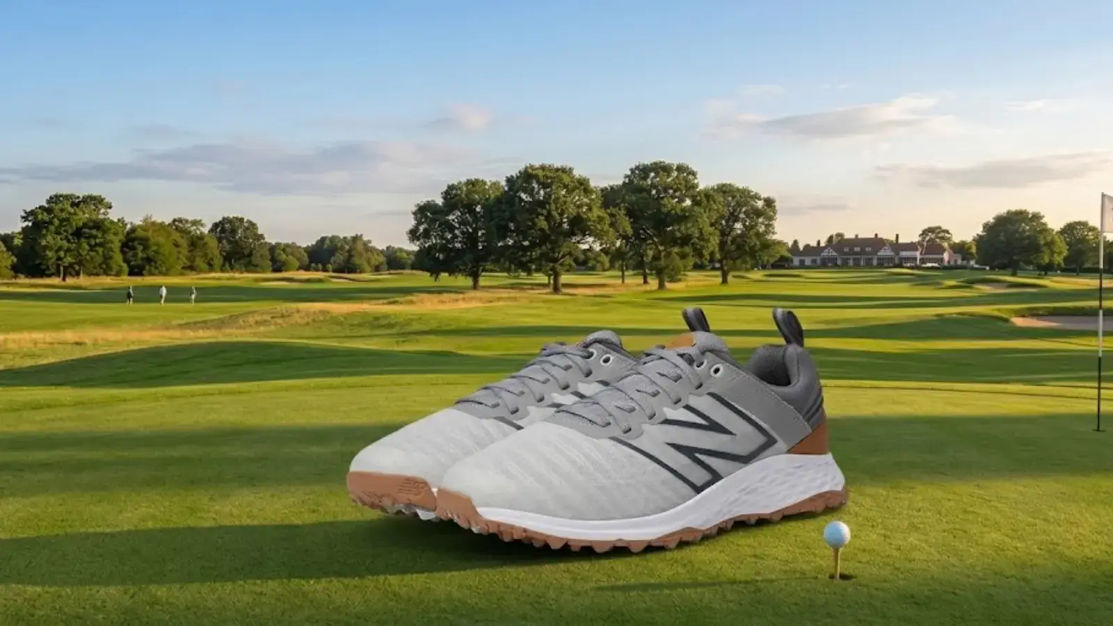 Supportive spikeless men's walking golf shoes