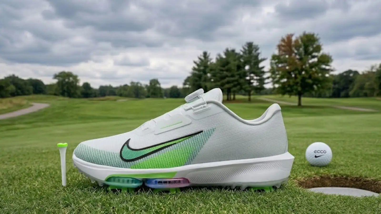 Nike Infinity Tour Boa 2 golf shoes
