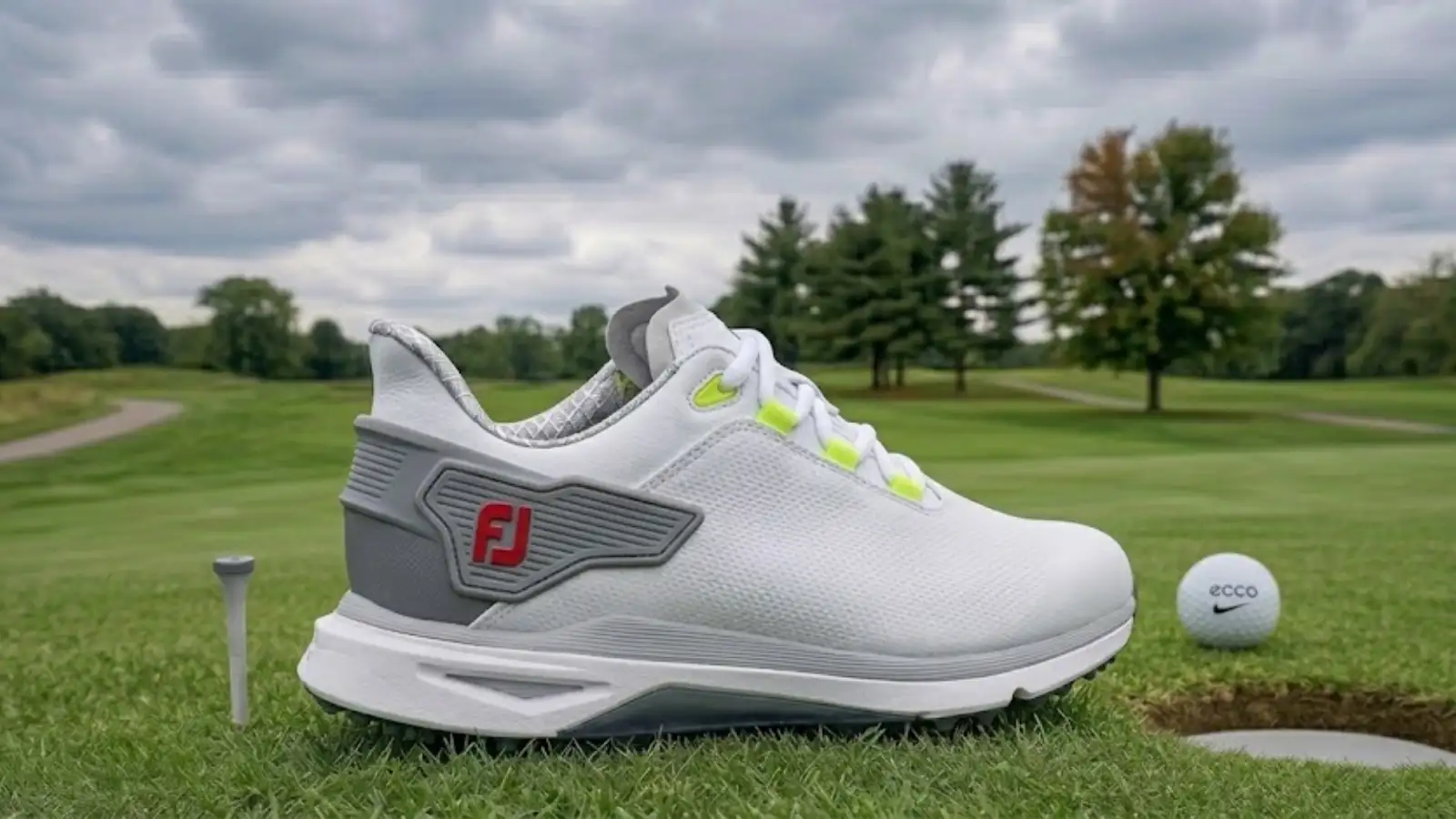 FootJoy Pro SLX spikeless golf shoes